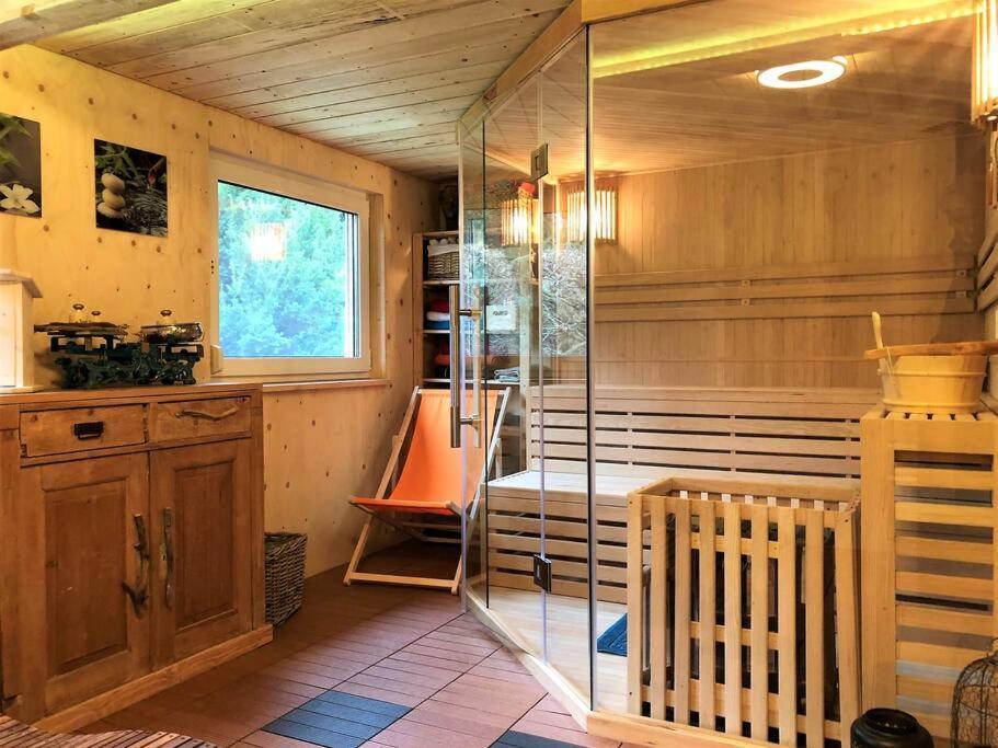 Casita - Sterneferienhaus Mit Garten, Sauna Und Wallbox Holiday home Kirburg